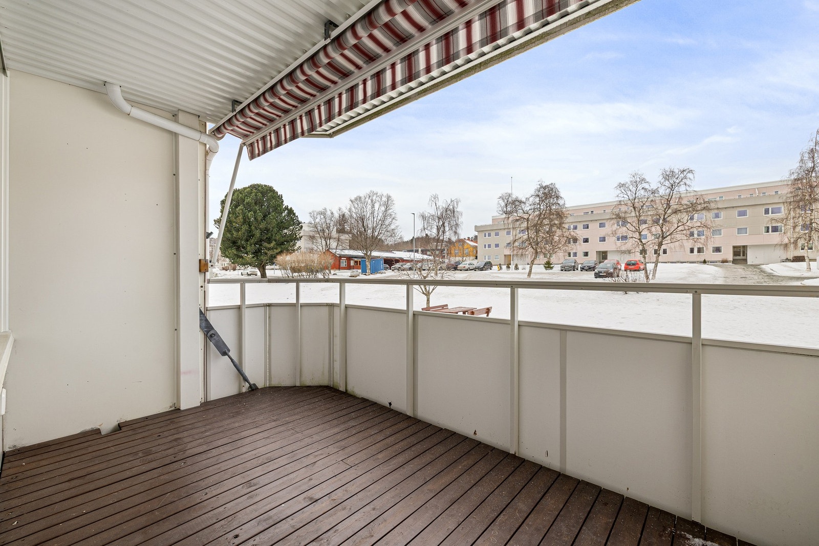 Balkongen er på 7,4 kvm. Galleribilde