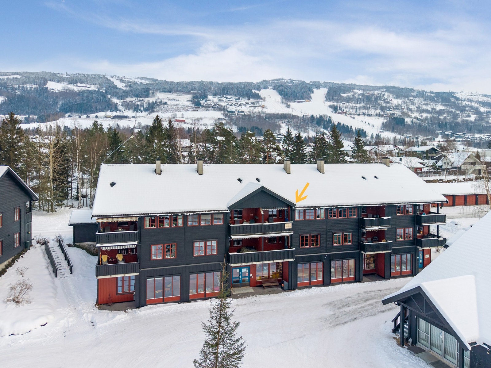 PrivatMegleren Lillehammer v/ Anders Tyrom har gleden av å presentere denne toppleiligheten i Hundervegen, Sameiet Hafjelltunet. Foto: RGB Media Galleribilde