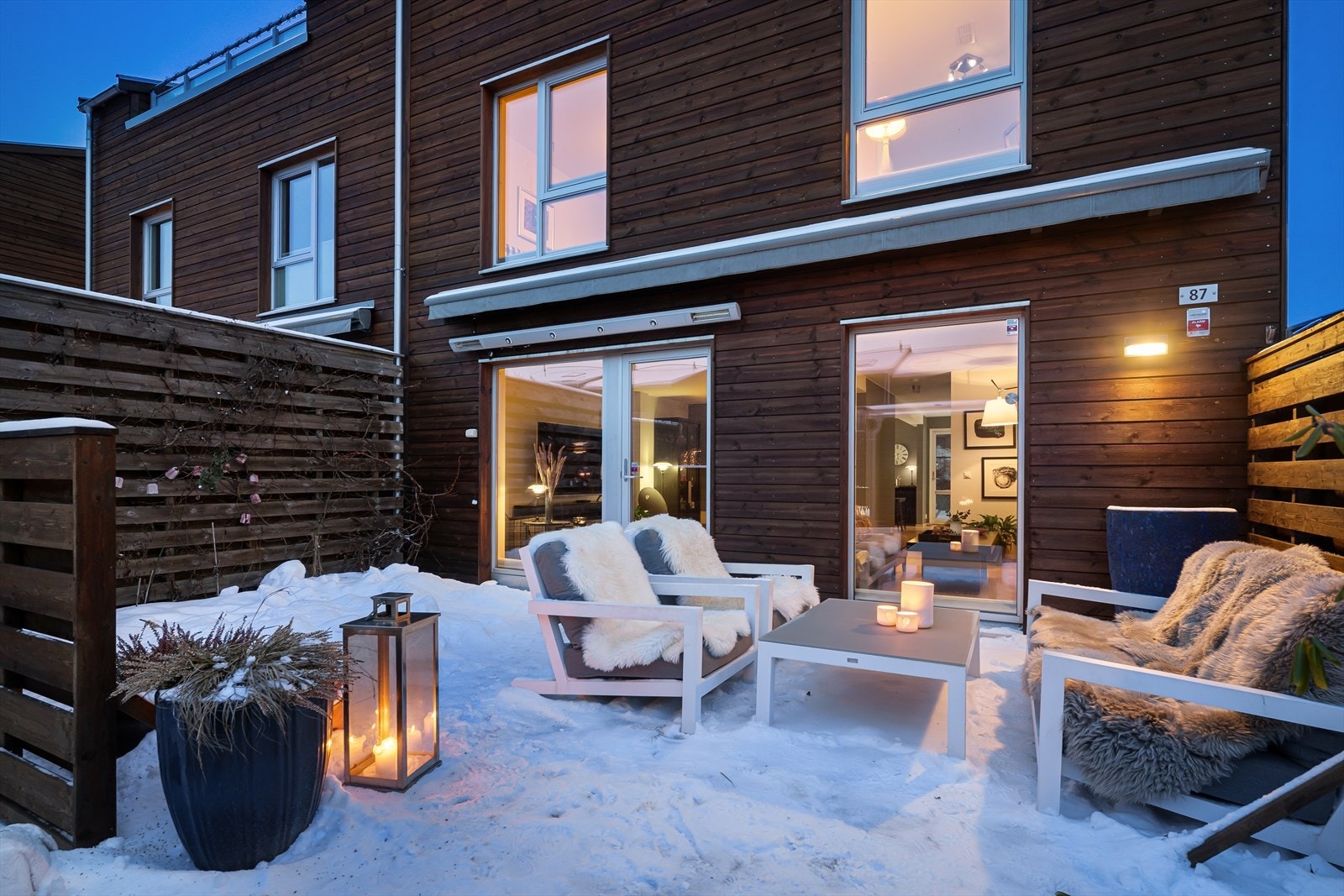 Velkommen til Gjønneshagen 87 - presentert av Eystein Garathun Næss v/Nordvik Bærum. (Foto: Arne N. Schram) Galleribilde