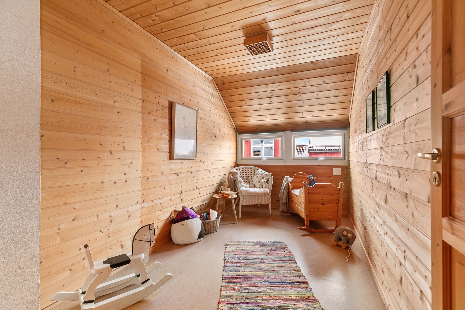 Soverommet er i godkjente byggetegninger definert som bod. Rommet er ikke bruksendret hos kommunen. Galleribilde