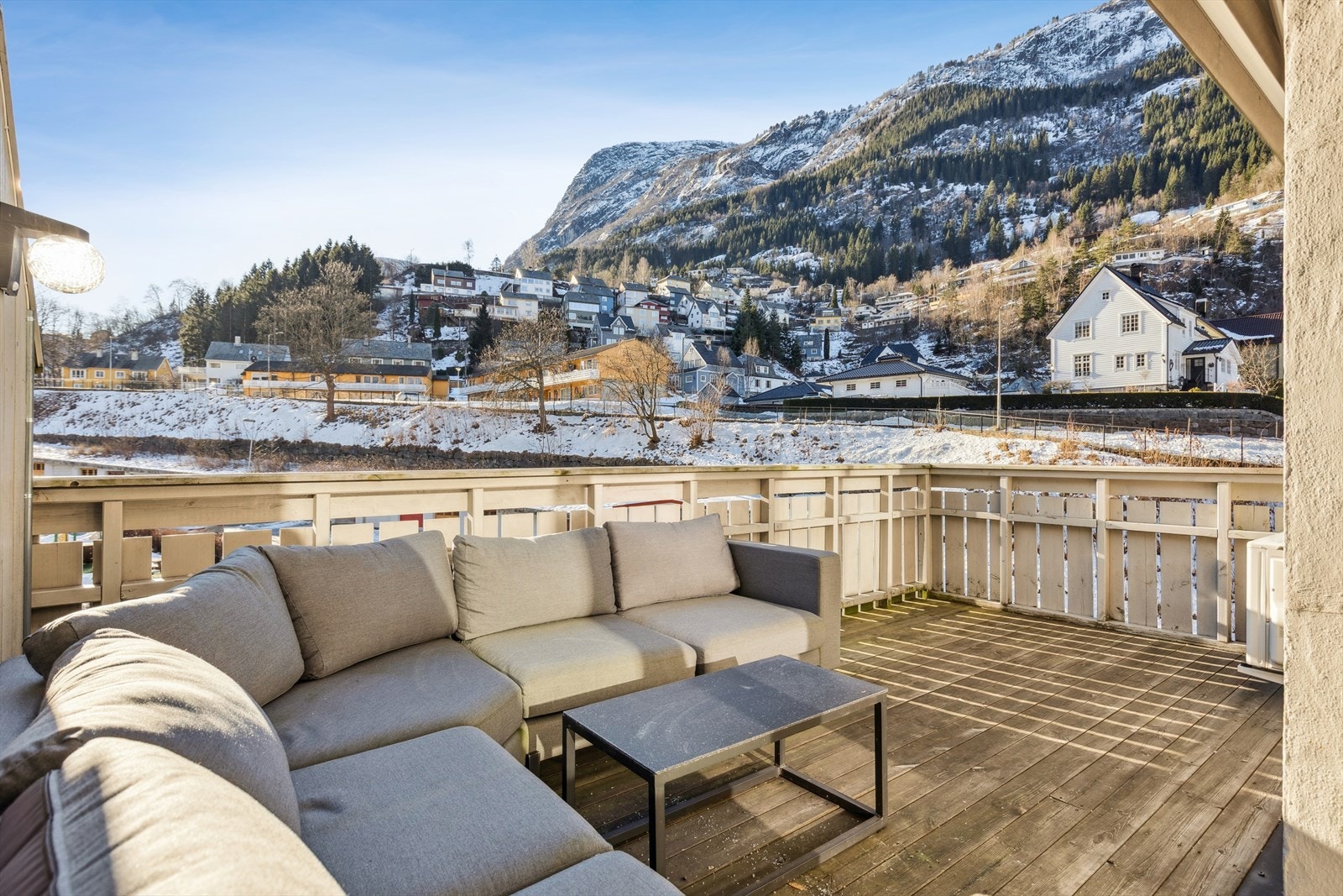 Herlig terrasse på 13kvm. Galleribilde