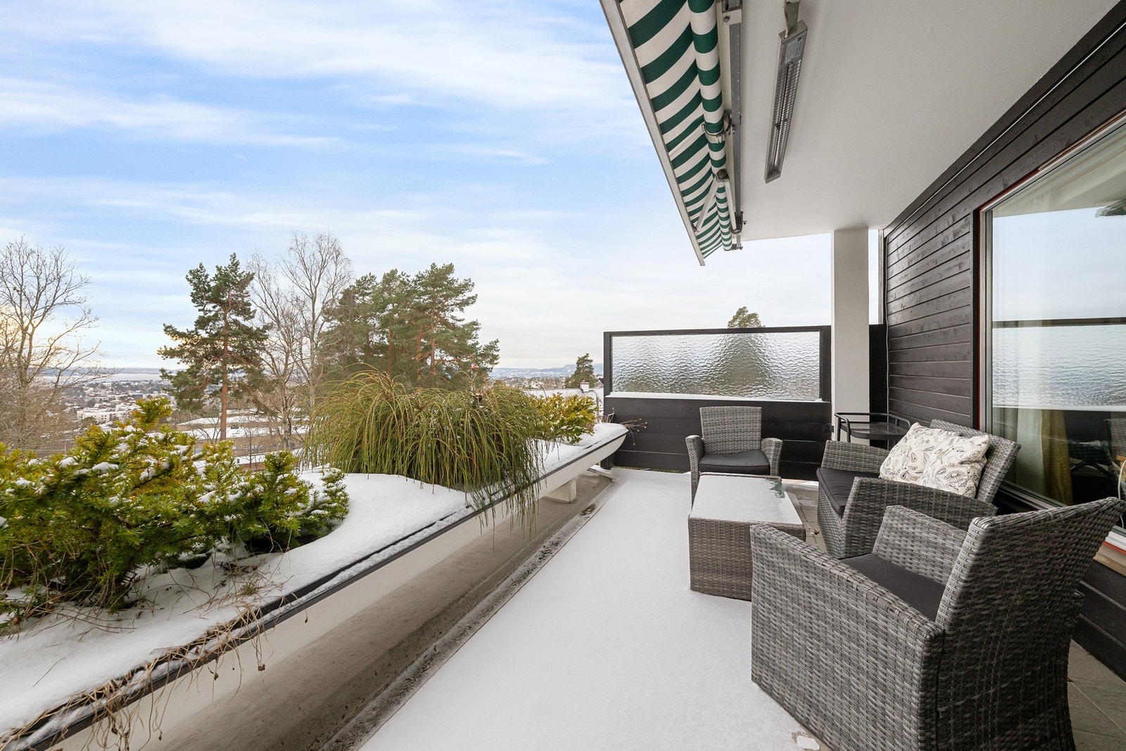 Dette er en leilighet som kombinerer attraktiv beliggenhet, gode kvaliteter og praktiske løsninger. Galleribilde