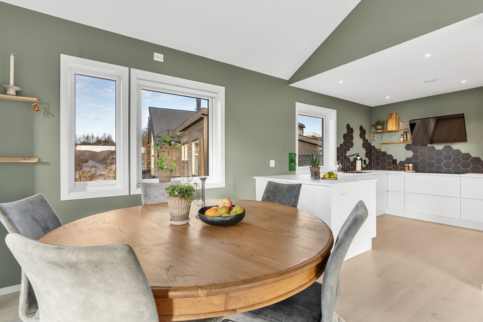 God plass til spisebord Galleribilde