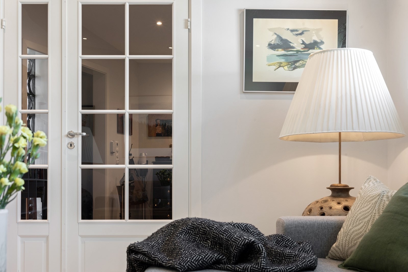 Mot yttergang fra stue nr. 1. Galleribilde