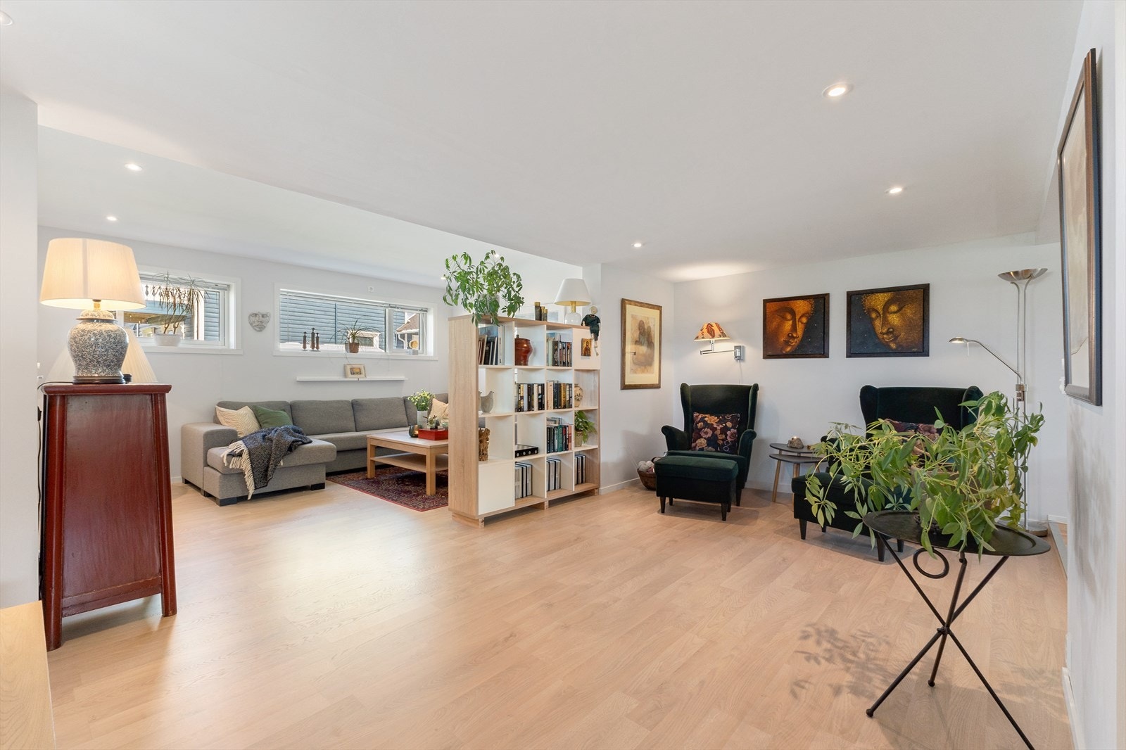 Fra stue nr. 2 mot stue nr. 1. Galleribilde