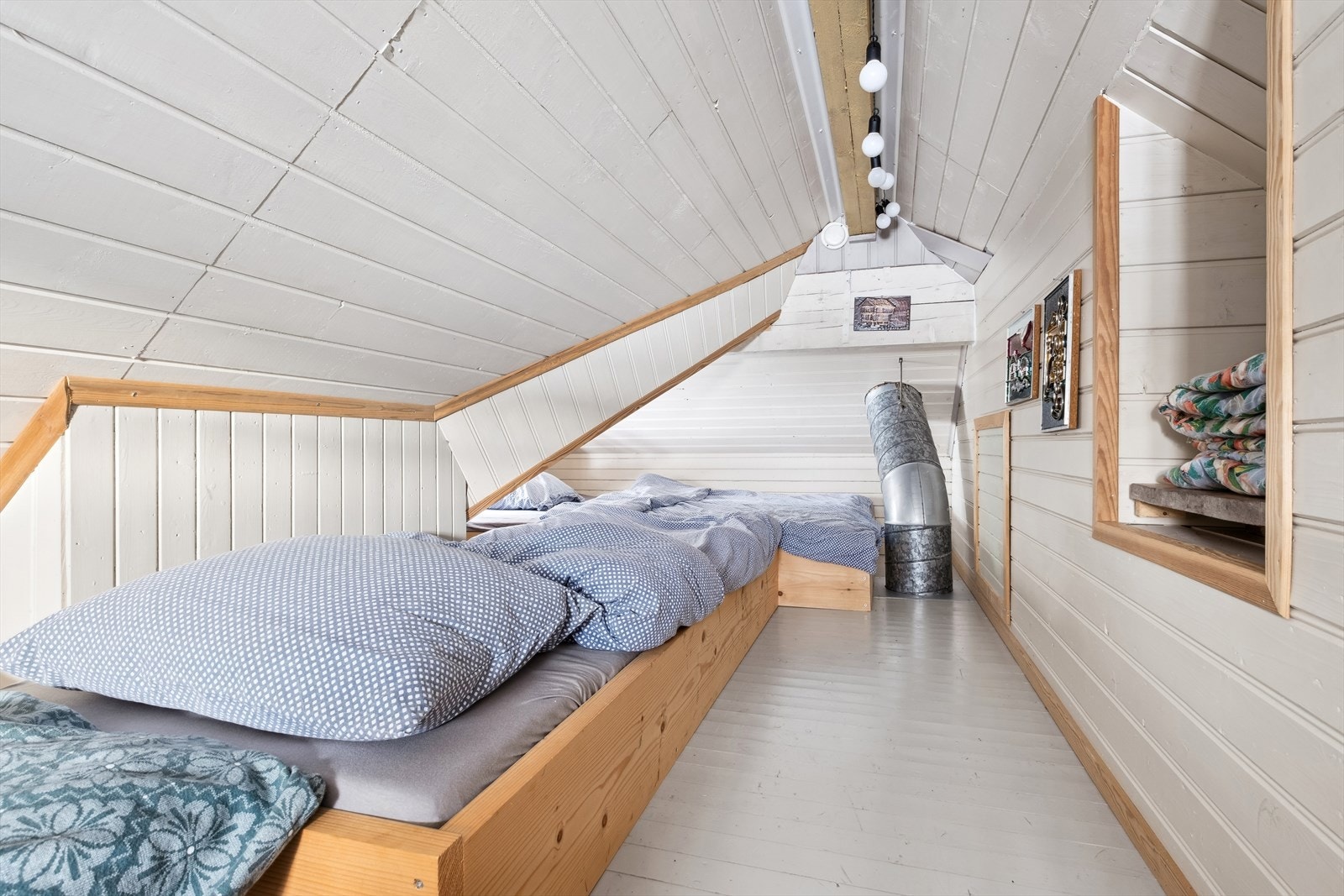 Soveplass på hems. Galleribilde