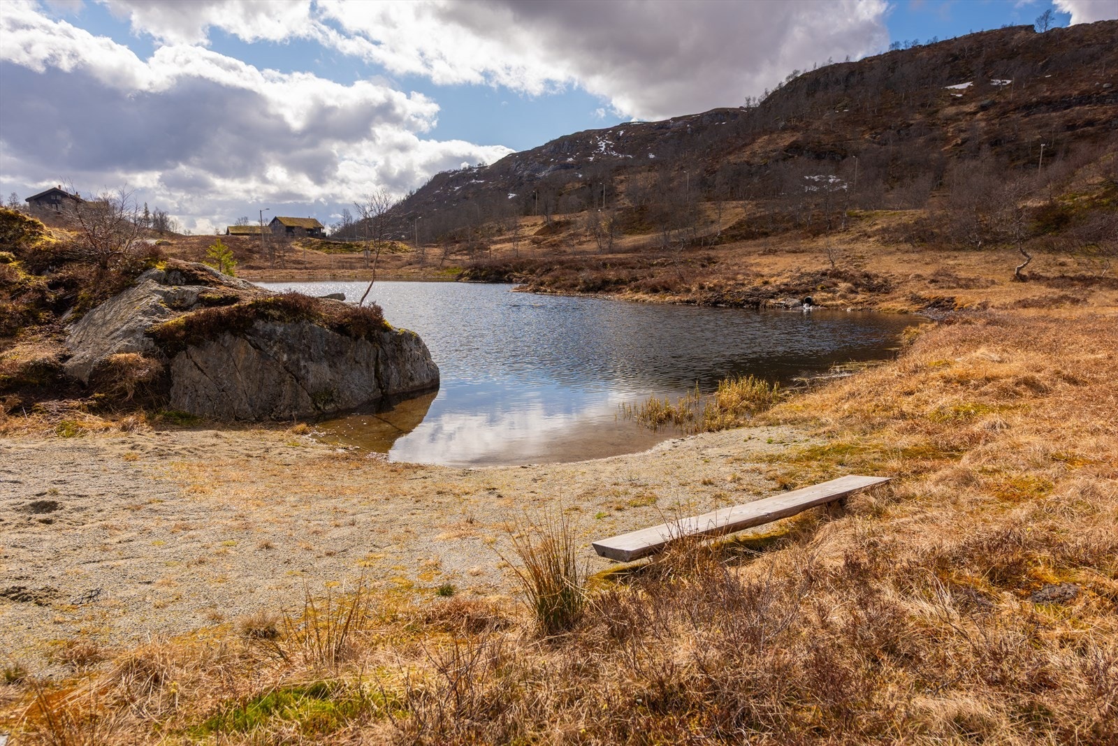 Det er flere flotte områder i nærheten av hytten. Galleribilde