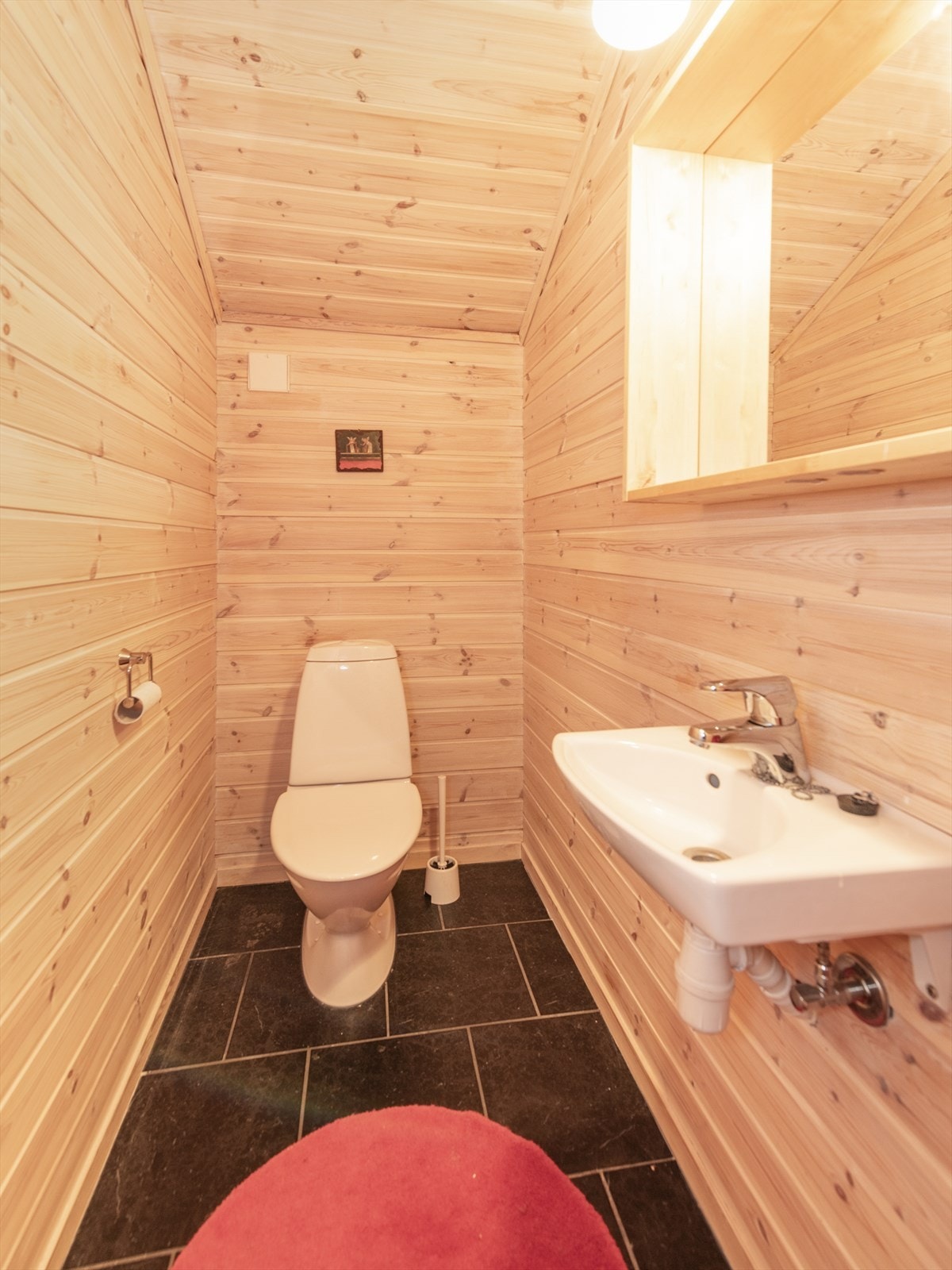 Toalettrom i 2. etasje. Galleribilde