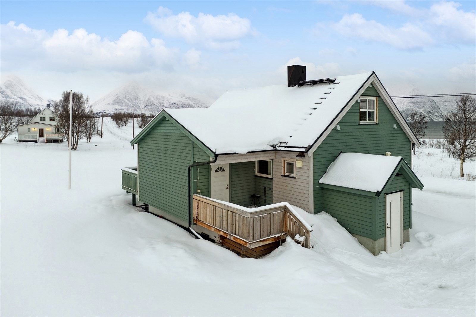 Stor tomt i naturskjønne omgivelser. Galleribilde