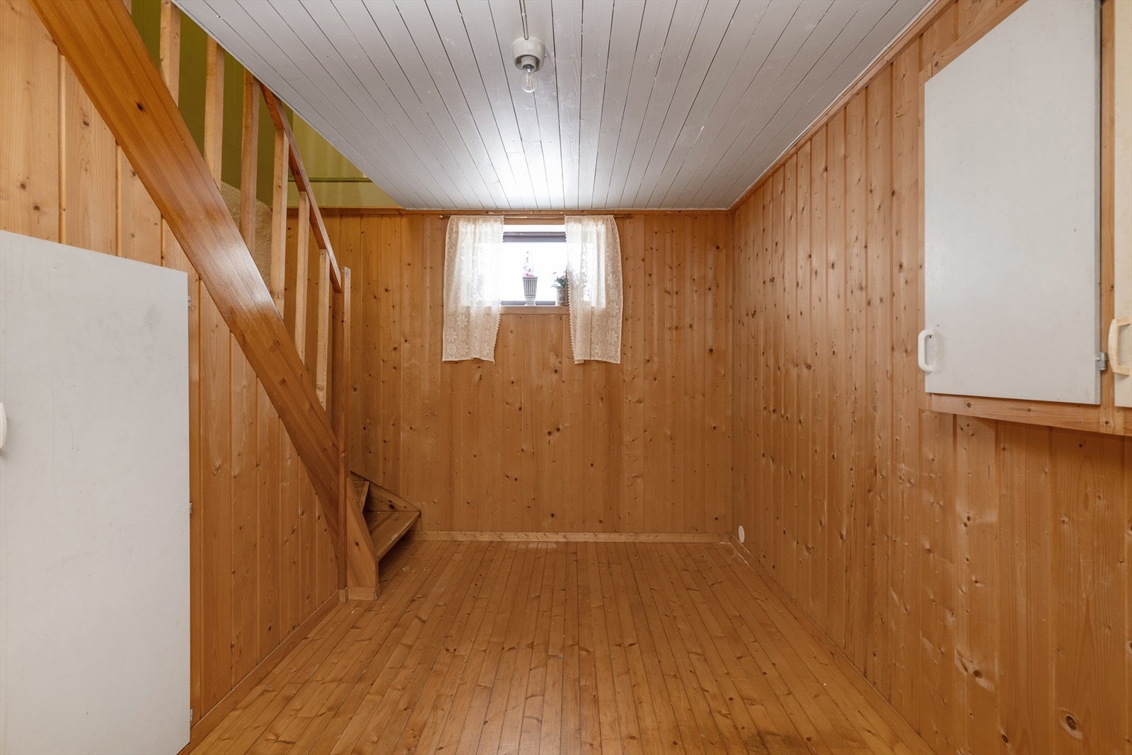 Godt med gulvareal i kjelleren. Galleribilde