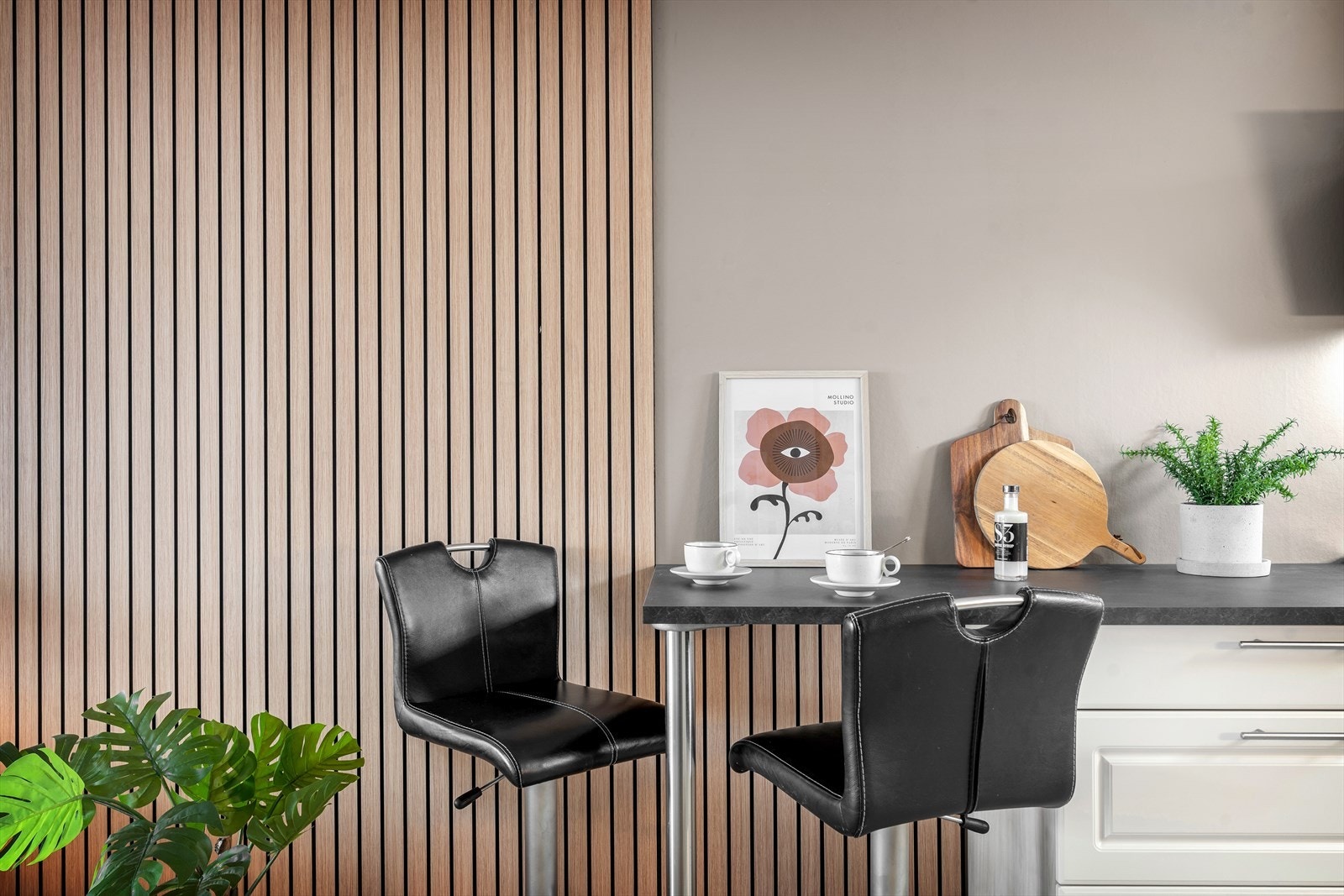 Her kan du slå deg ned med en god kopp kaffe. Galleribilde