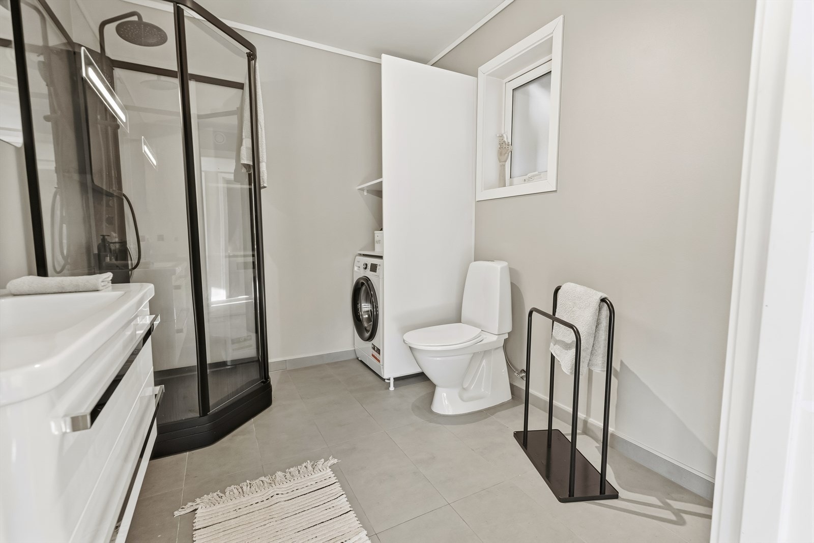 Flislagt gulv med varmekabler. Galleribilde