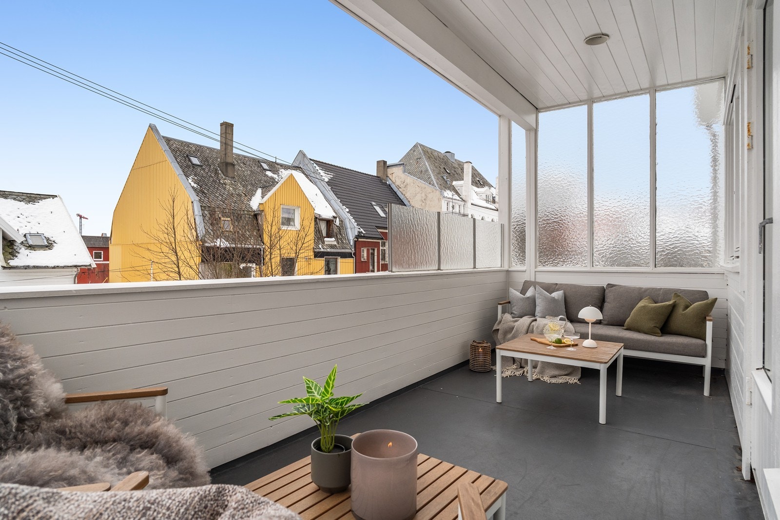 Altanen er på ca. 10 m². Galleribilde