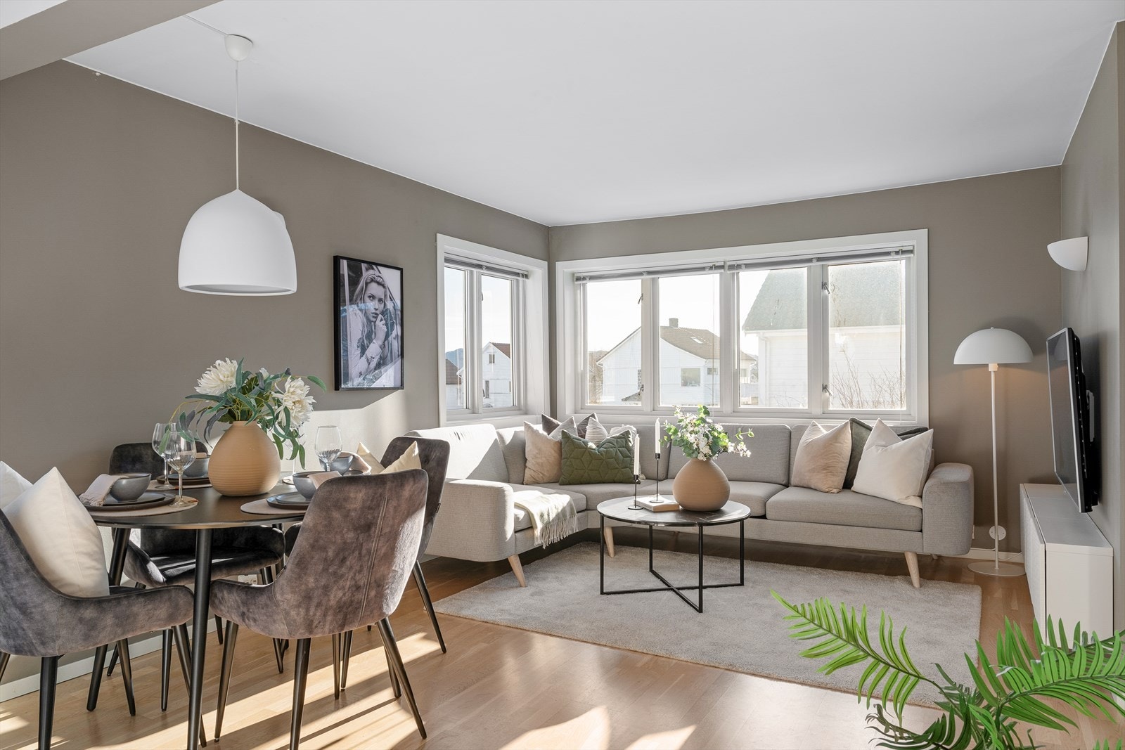 Velkommen til Røskvas gate 7 - Presentert av Eiendomsmegler Norge v/ Mathias Engrønningen. Galleribilde