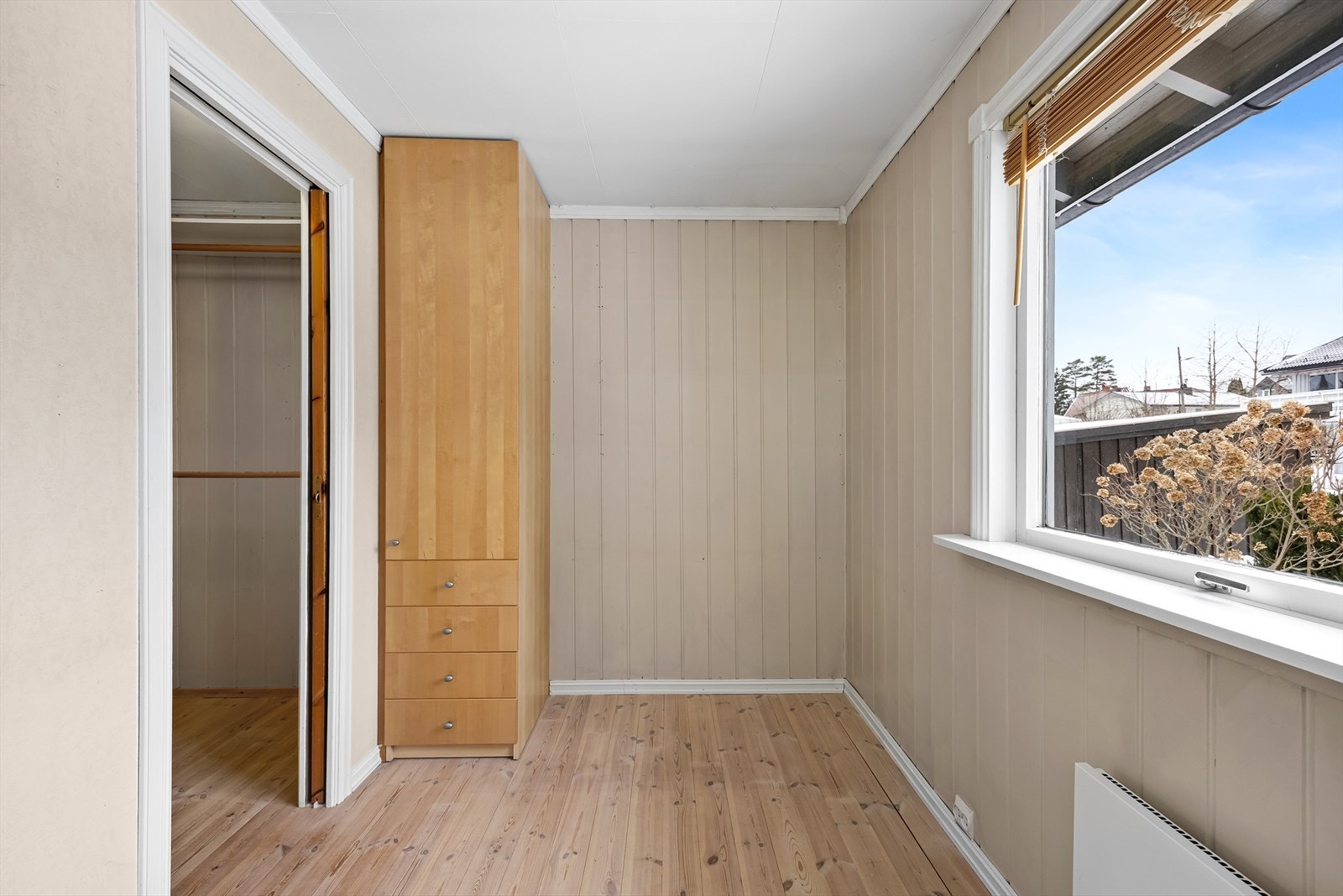 Boligen har tre soverom i 1.etasje. Galleribilde