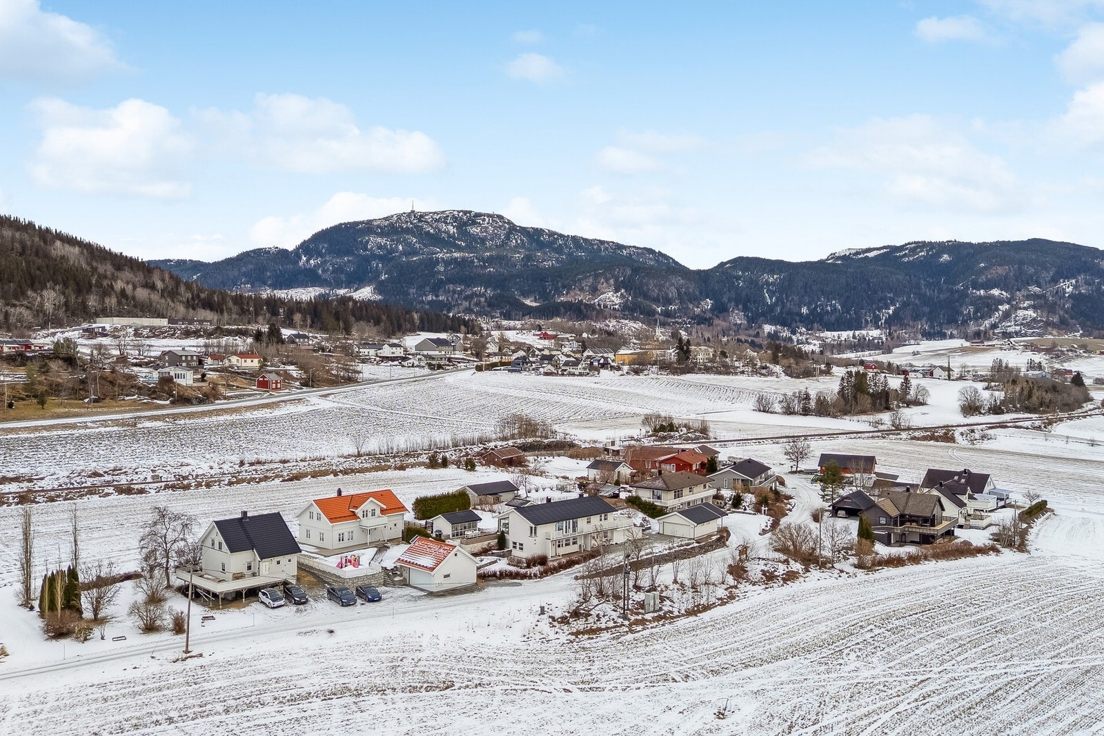 Velkommen til en hyggelig visning! Husk visningspåmelding til megler. Galleribilde