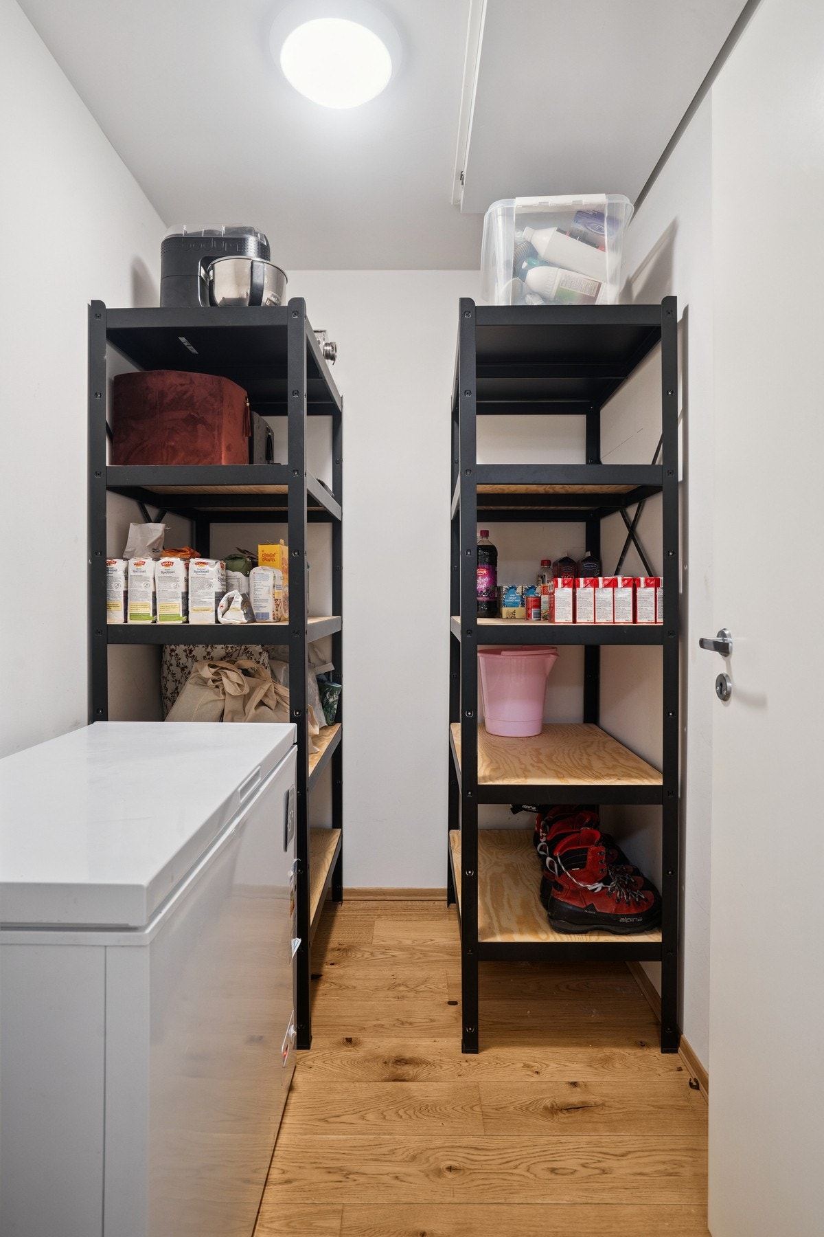 Romslig innvendig bod! Galleribilde