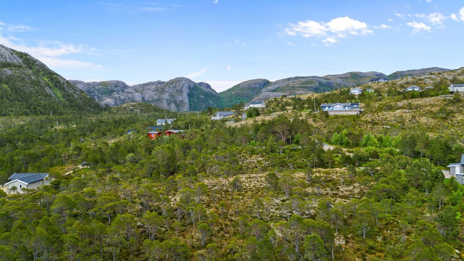 På tomten kan det bygges et hovedhus og et anneks i én etasje. Galleribilde