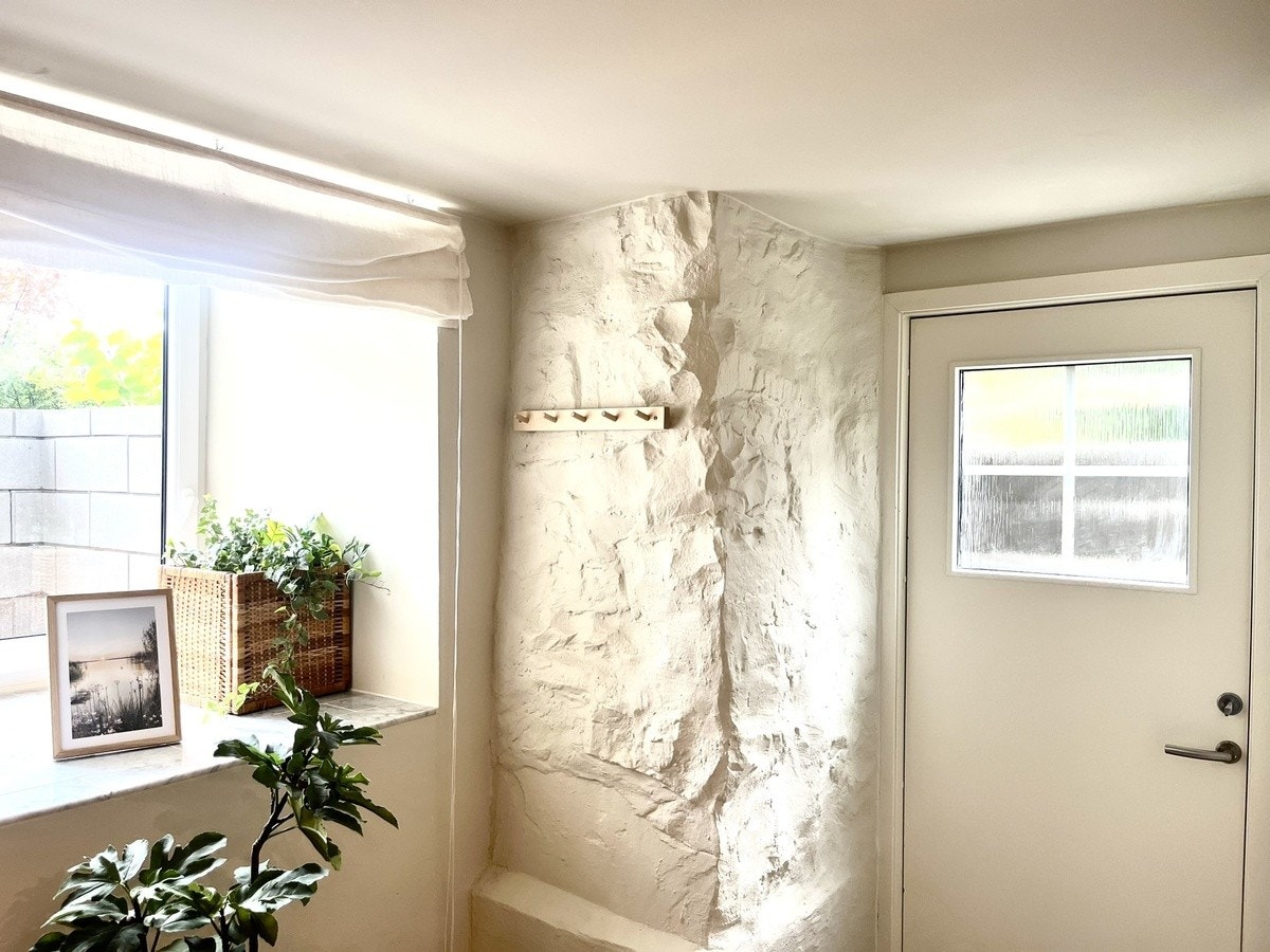 Inngangsparti + vindu Galleribilde