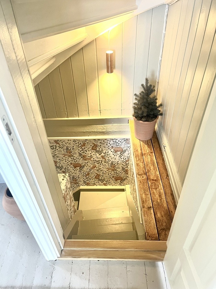 Leietaker disponerer trapperom som egen bod Galleribilde