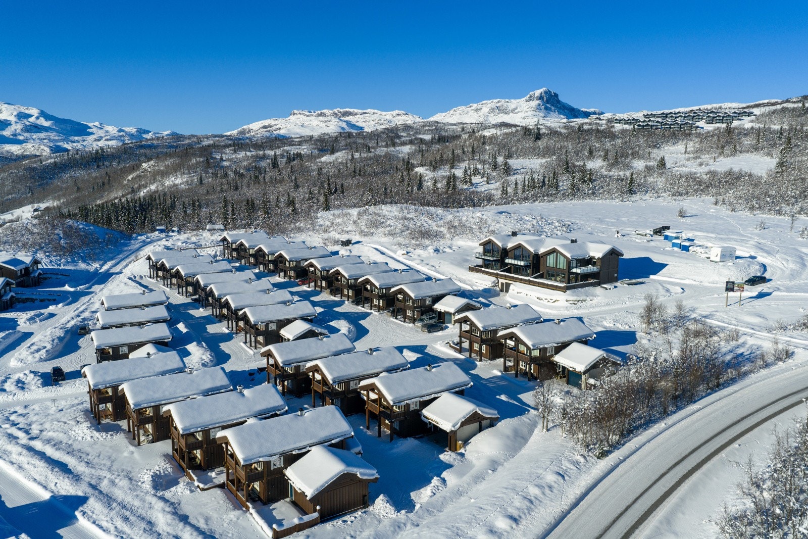 Lett tilgang til ski- og turløyper, skiheis, servicefasiliteter...... Galleribilde