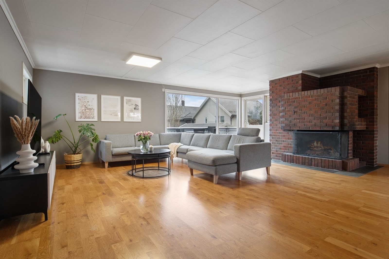 Hjemmets hovedplan består av en stue av god størrelse. Galleribilde