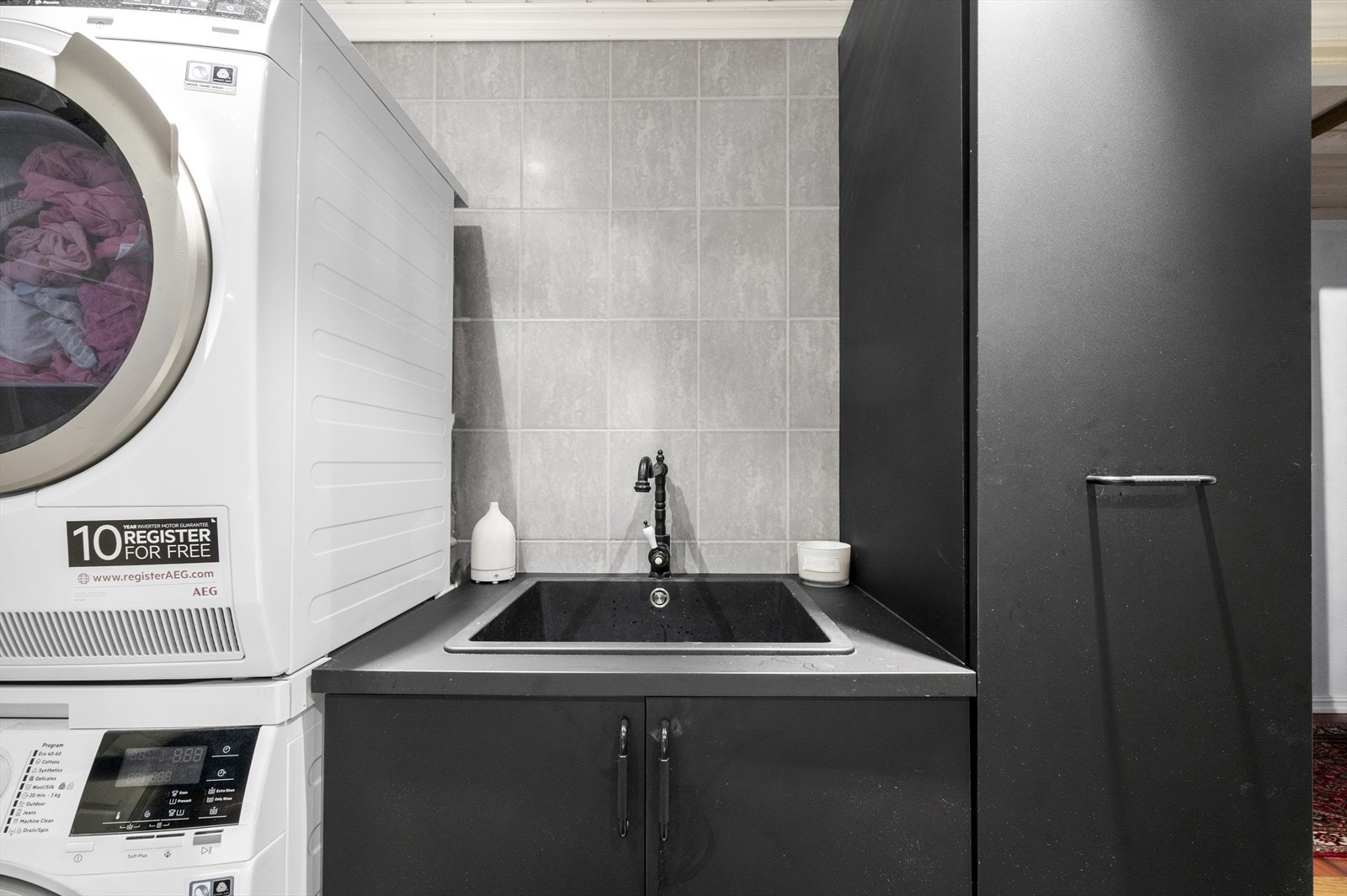 Det er opplegg for vaskemaskin. Galleribilde