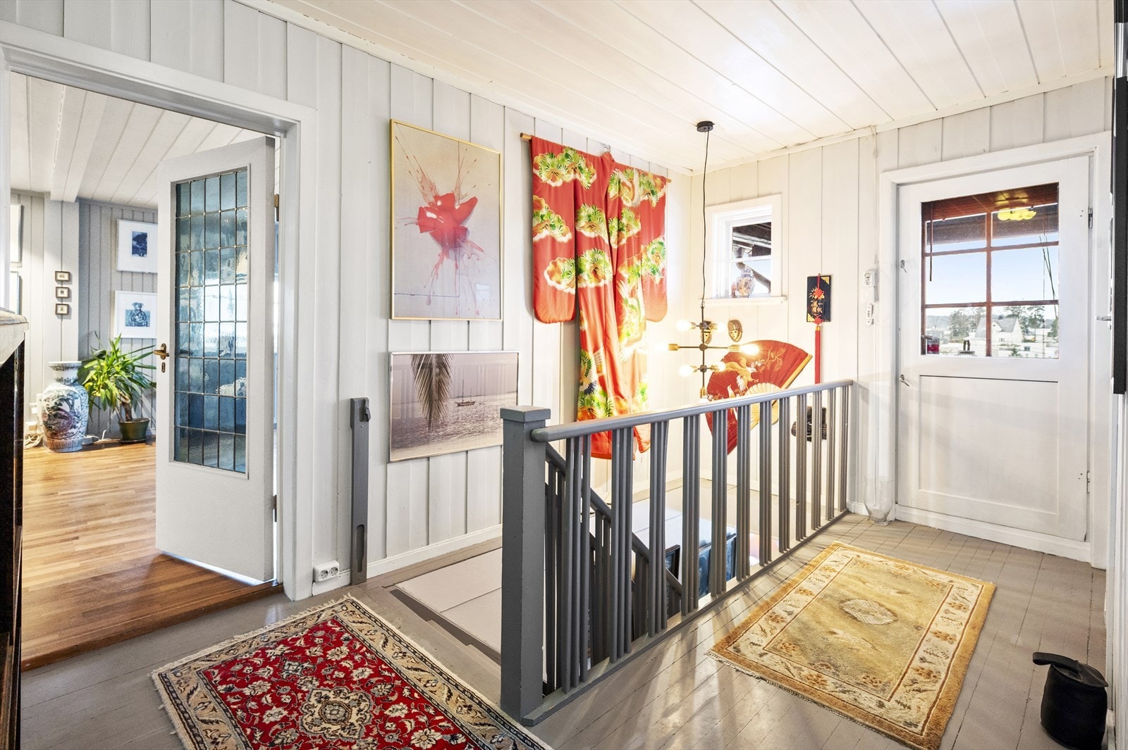 Trapperom til boligens hovedetasje. Galleribilde