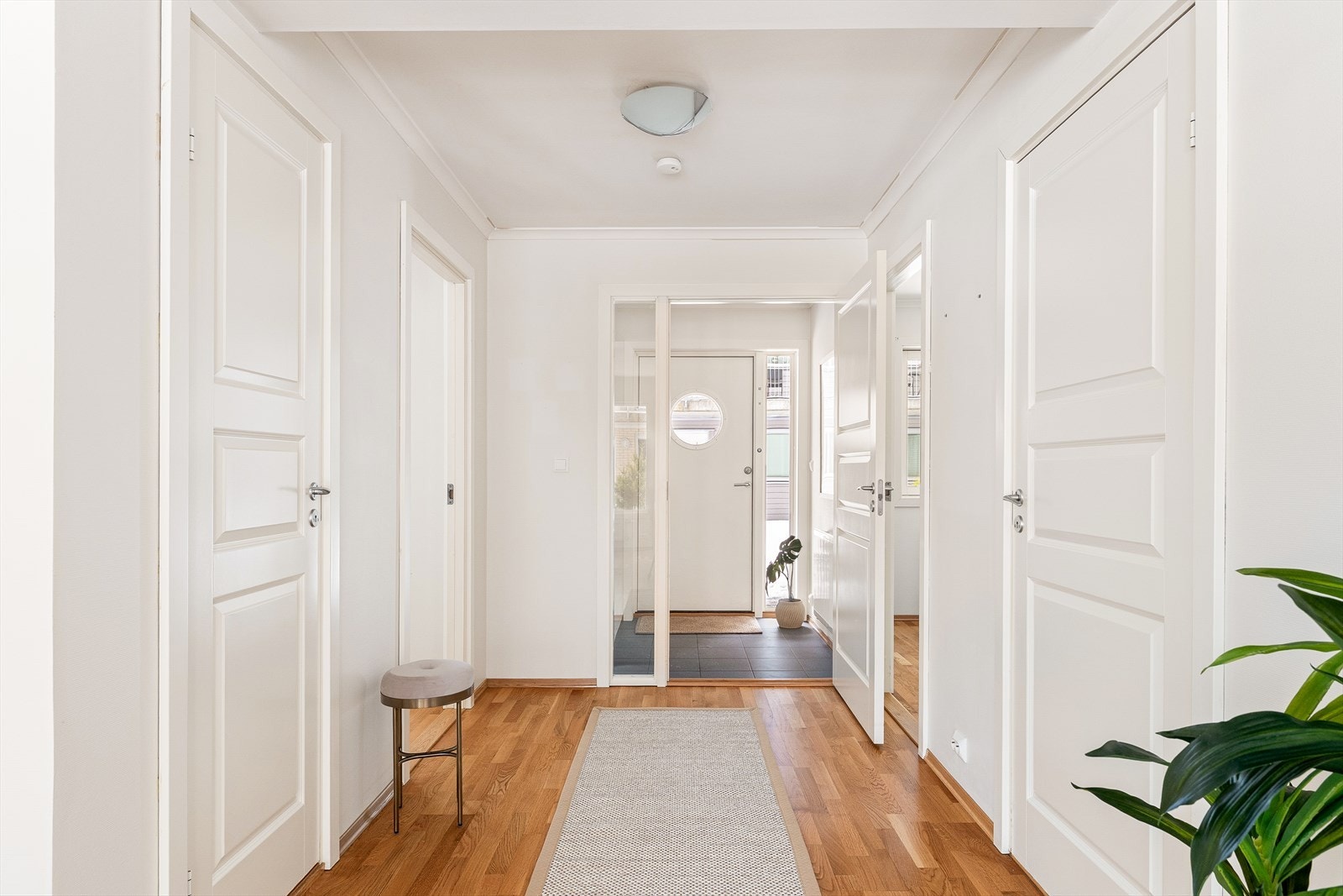 Leiligheten innehar en velholdt og god standard. Galleribilde