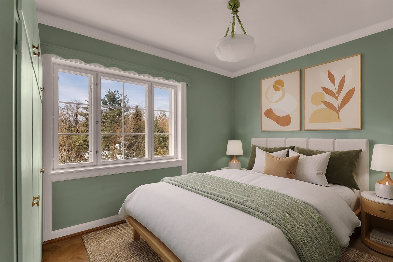 Hovedsoverom med plassbygget skaprekke og god plass til dobbeltseng (digitalt stylet bilde). Galleribilde