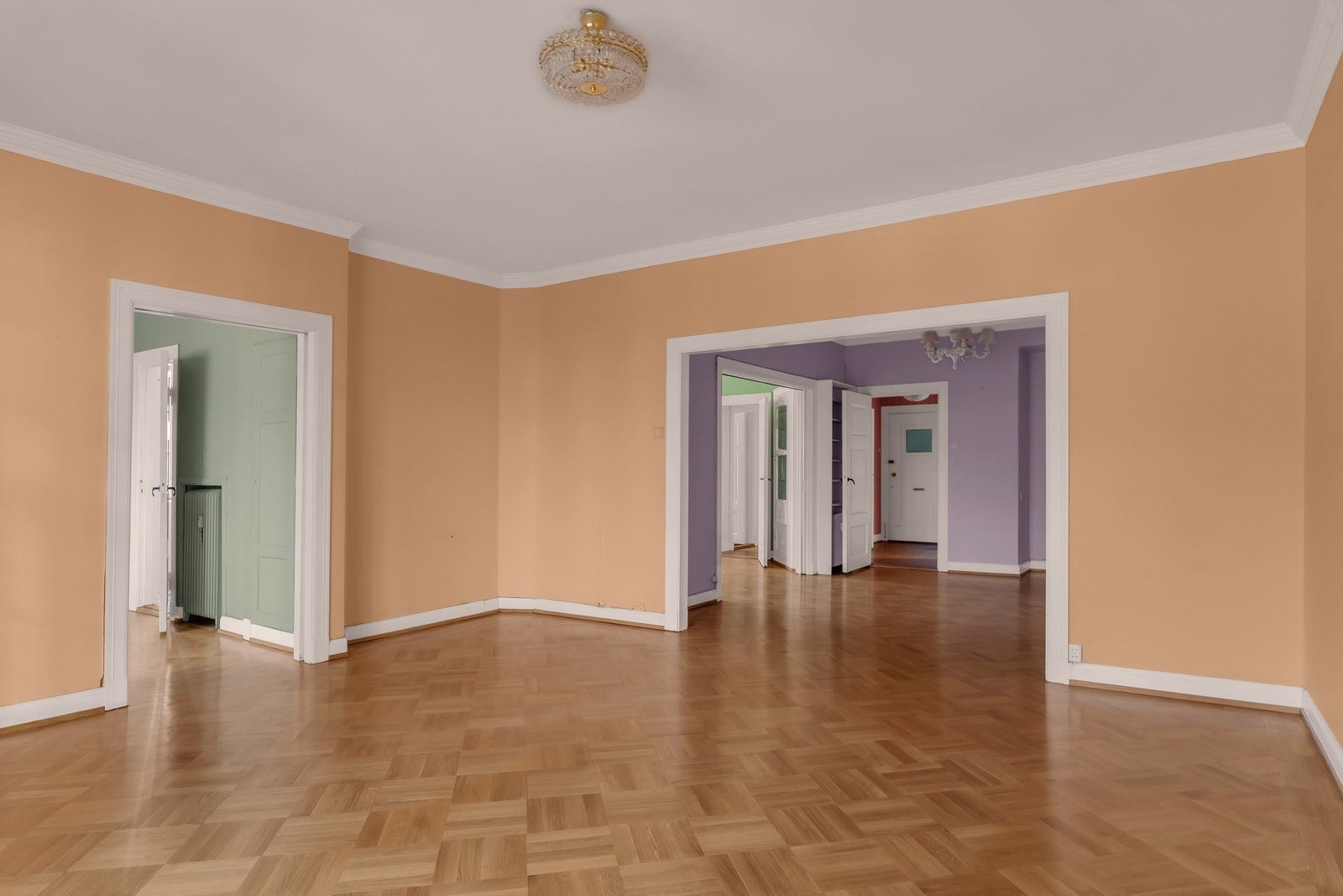 Oppvarming via fjernvarme er inkludert i felleskostnadene. Galleribilde