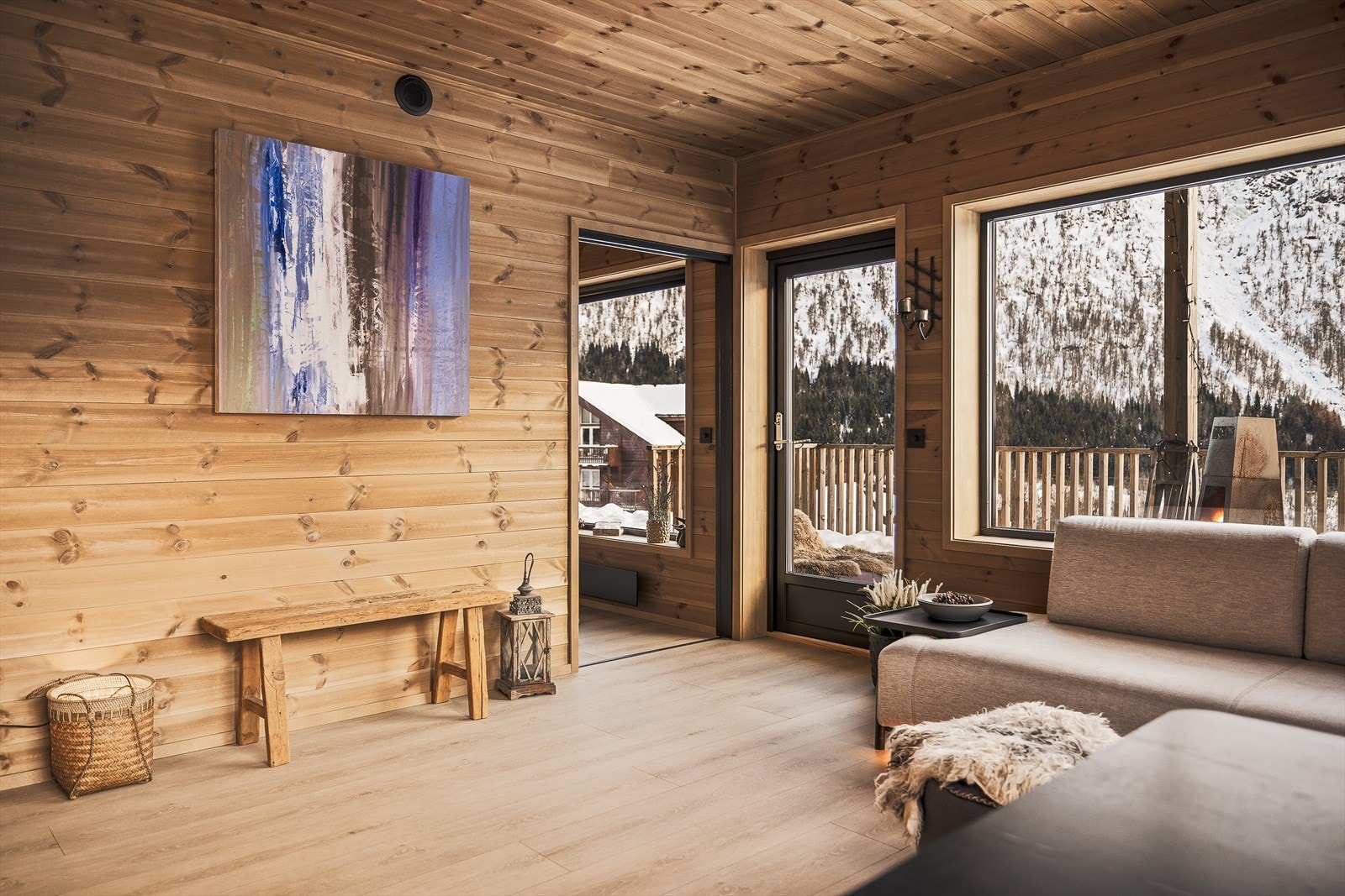 Fra stuen har du direkte utgang til terrasse Galleribilde