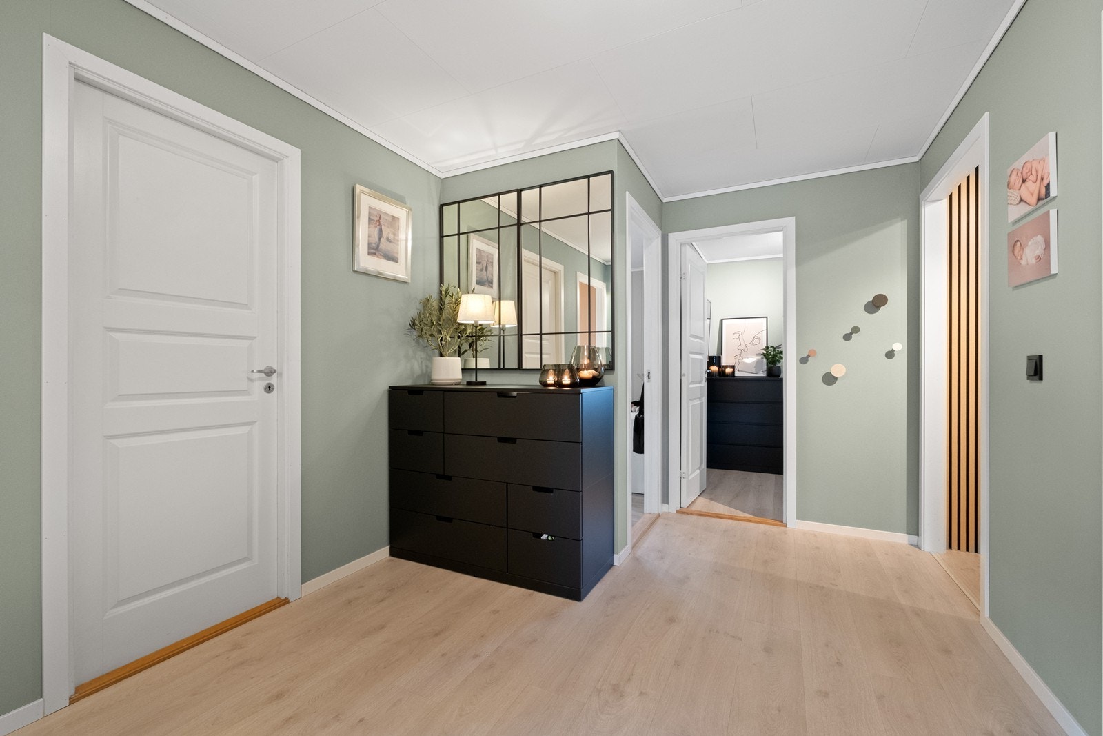 Lys og pen hall Galleribilde