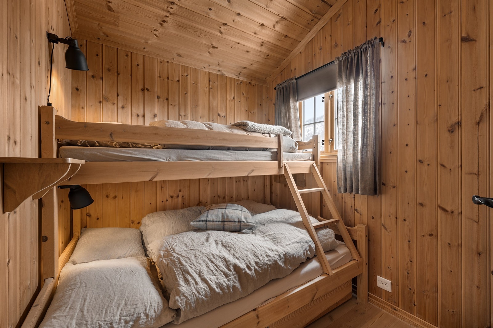 Soverom 2 med familiekøye Galleribilde