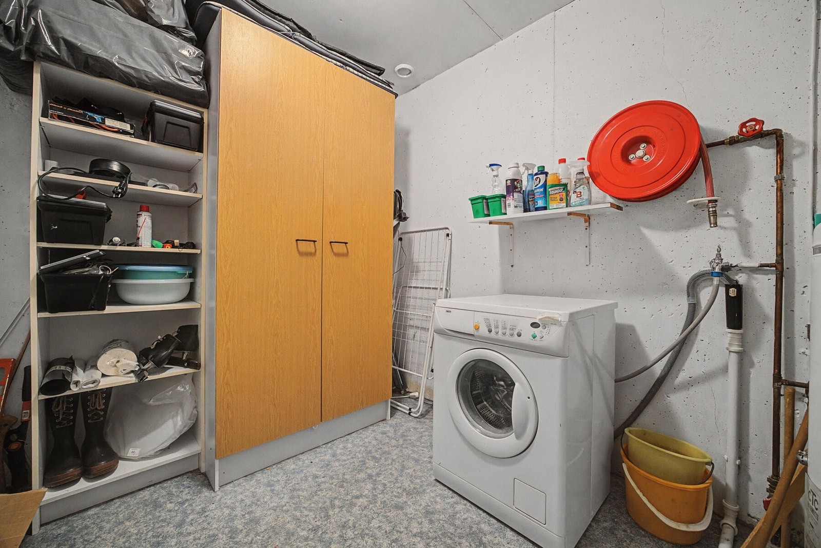Vaskerom/bod - ca 7 kvm. Galleribilde