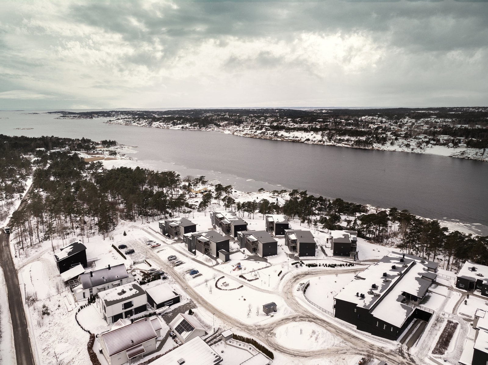 Foruten hybler har sameiet også fine felles fasiliteter som blant annet treningsrom, festlokale og en stor takaltan. Galleribilde