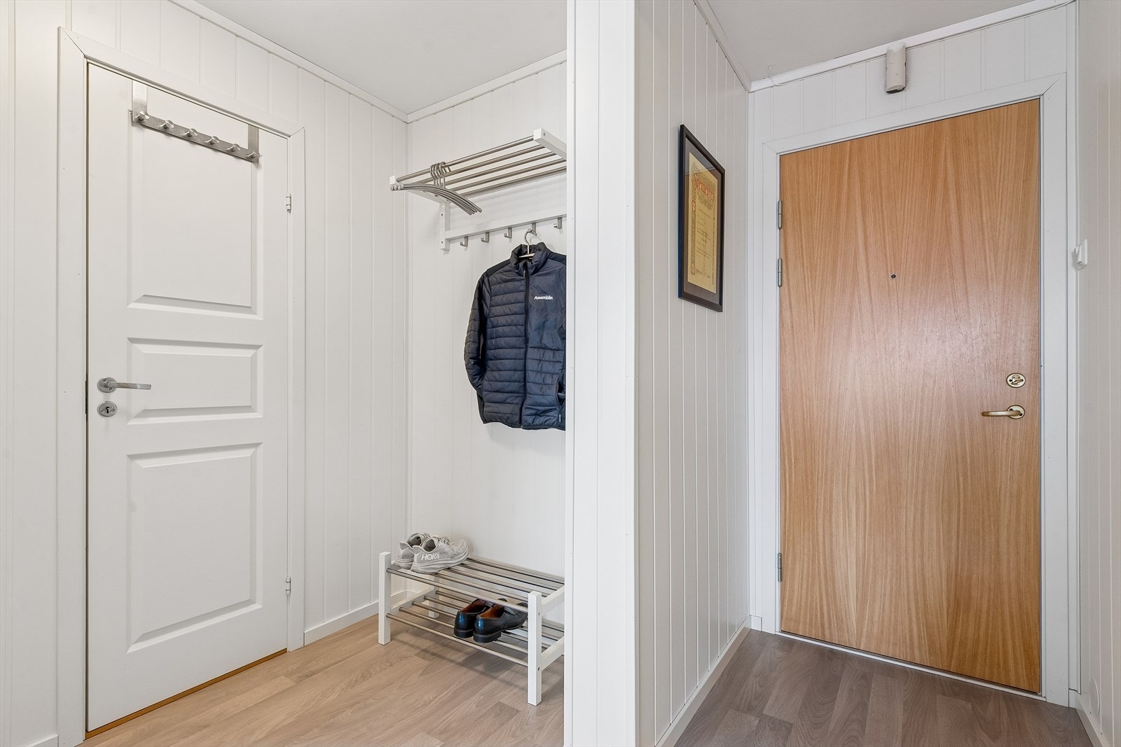 Dette er en arealeffektiv og praktisk leilighet med en gjennomtenkt planløsning. Galleribilde