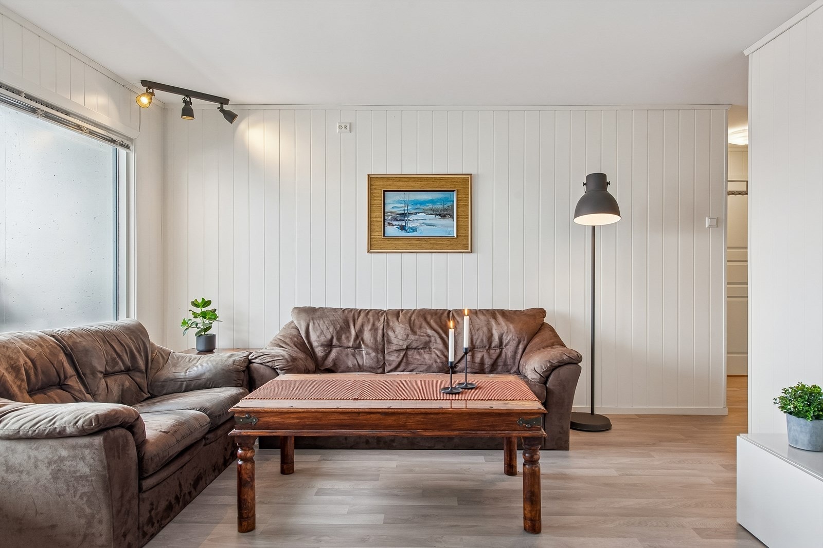 De lyse overflatene danner et nøytralt og godt utgangspunkt for personlig stil. Galleribilde