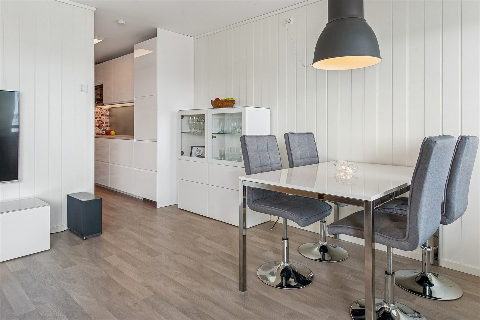 I tilknytning til stuen er det en naturlig plass for en spisegruppe. Galleribilde