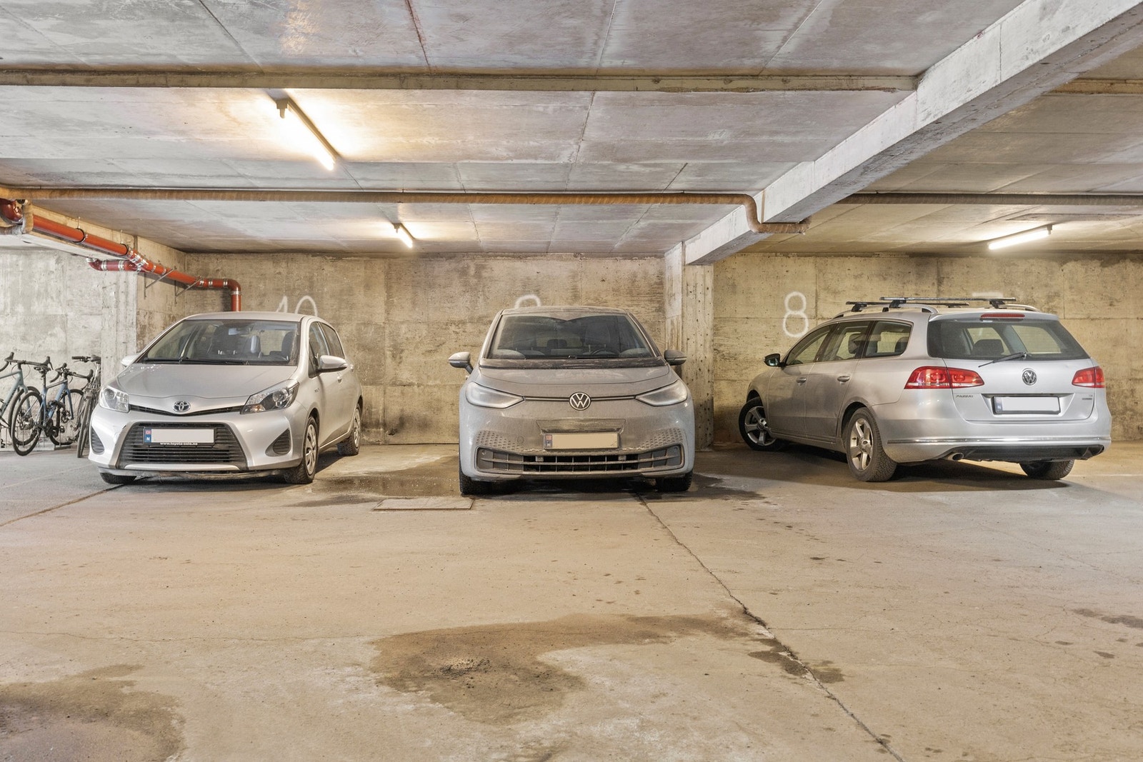 Seksjonseiere har førsterett på leie av garasjeplass i sameiet. Galleribilde