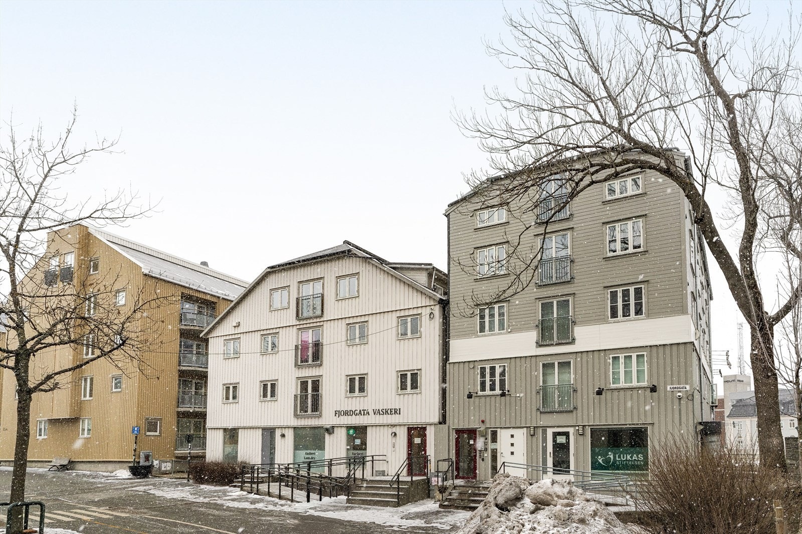 Aktiv Eiendomsmegling v/ Ola Krogstad har gleden av å presentere Fjordgata 10! Foto: Vidar Alvik / Grattis Foto. Galleribilde