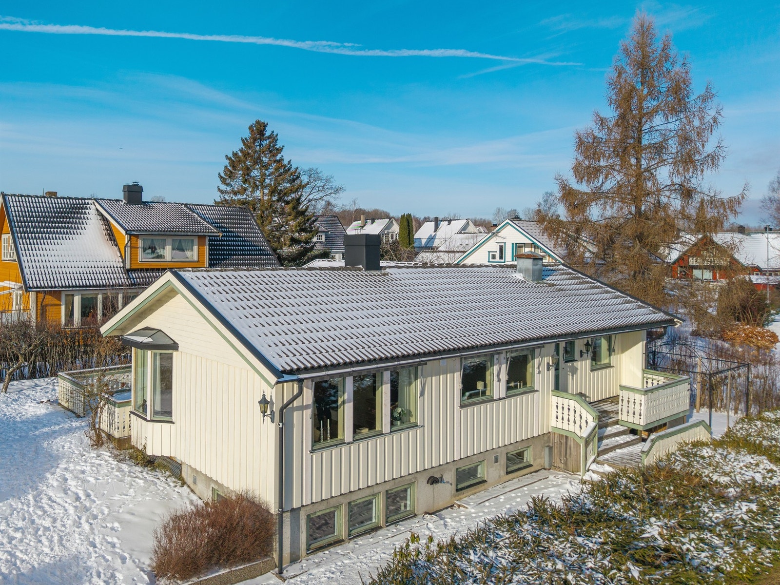 Velholdt og koselig enebolig i barnevennlig område Galleribilde