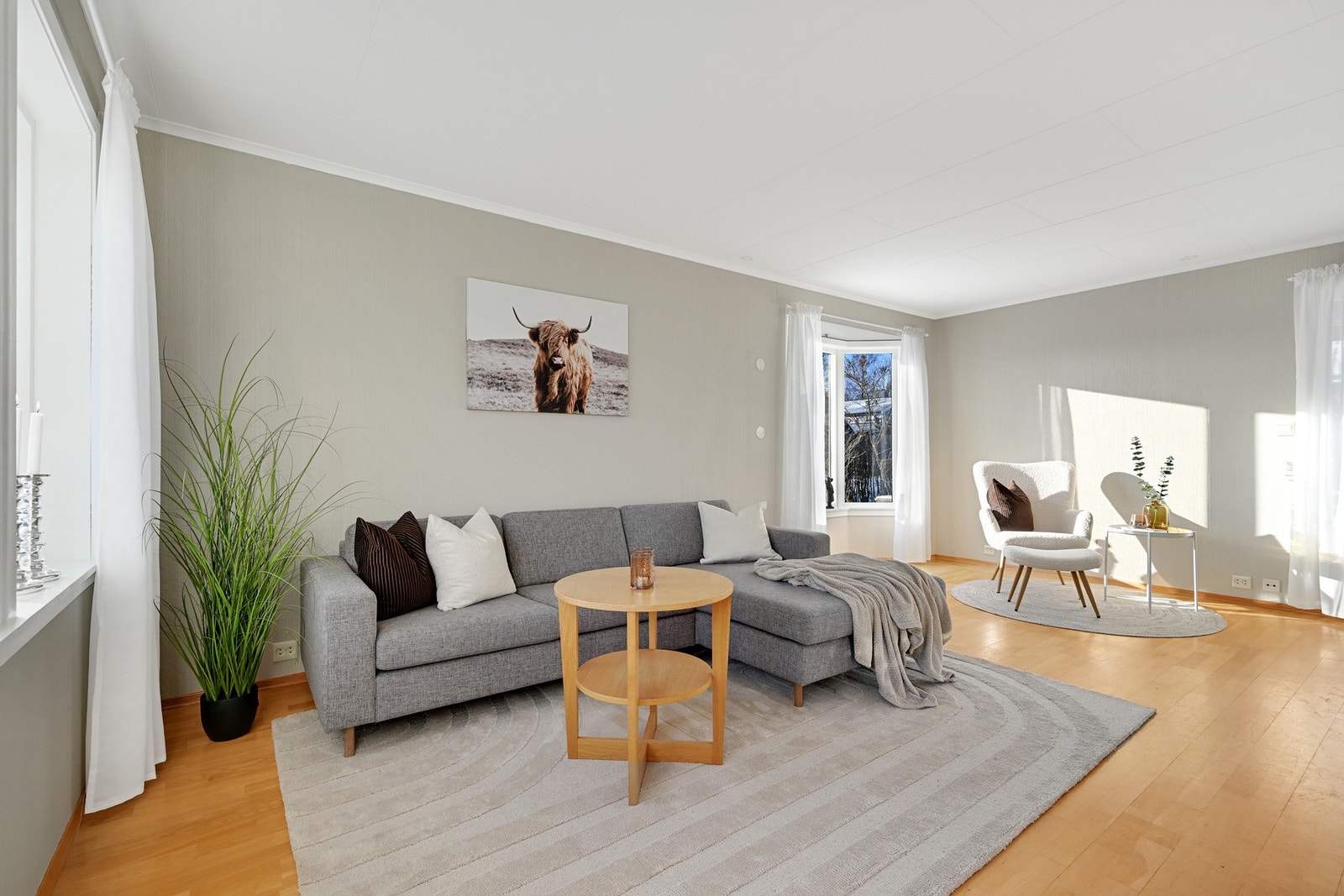 God plass til både salong, spisebord og godstolene Galleribilde