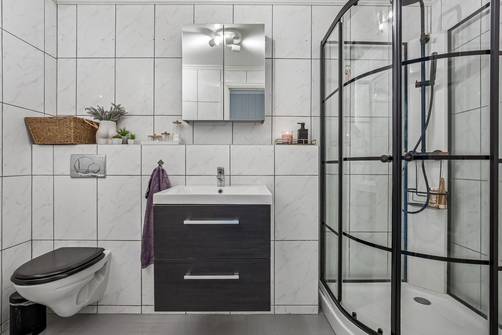 Romslig bad Galleribilde