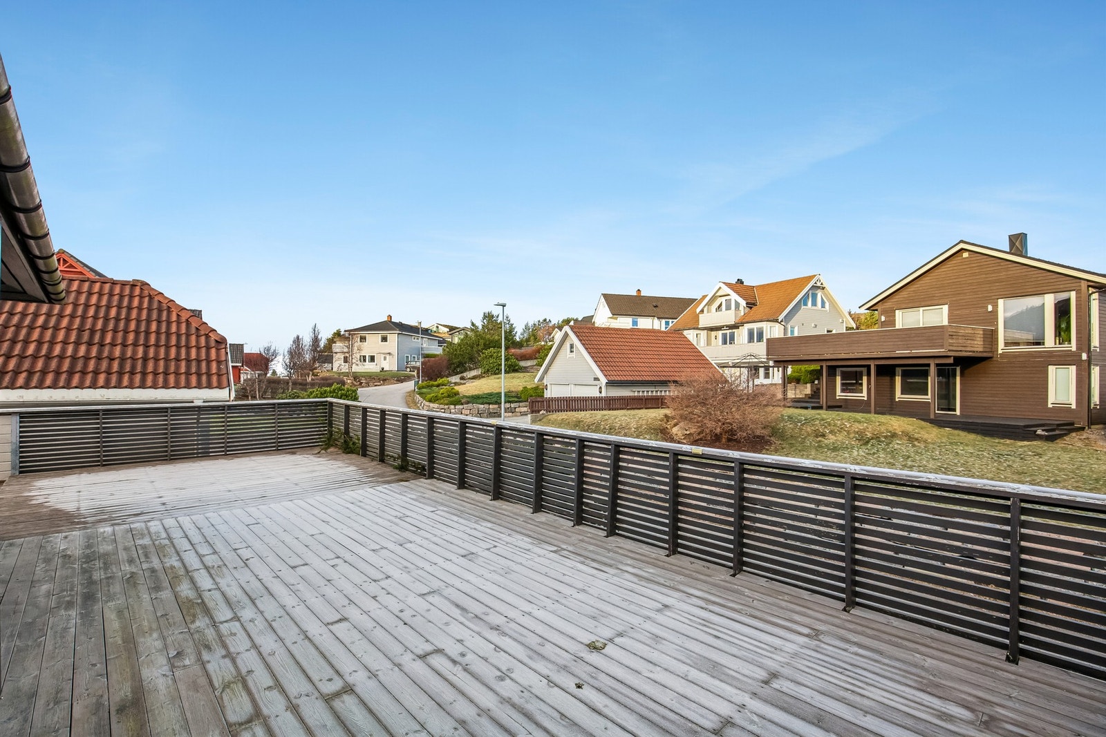 Terrasse på framsiden. Galleribilde