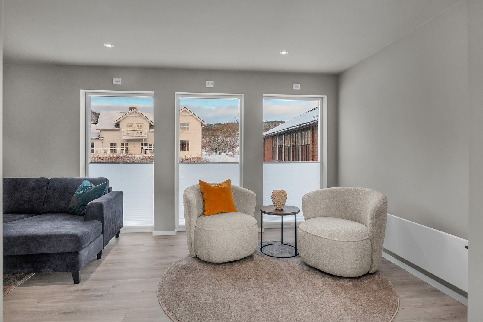 Boligens hoveddel har listefrie vegger og tak Galleribilde