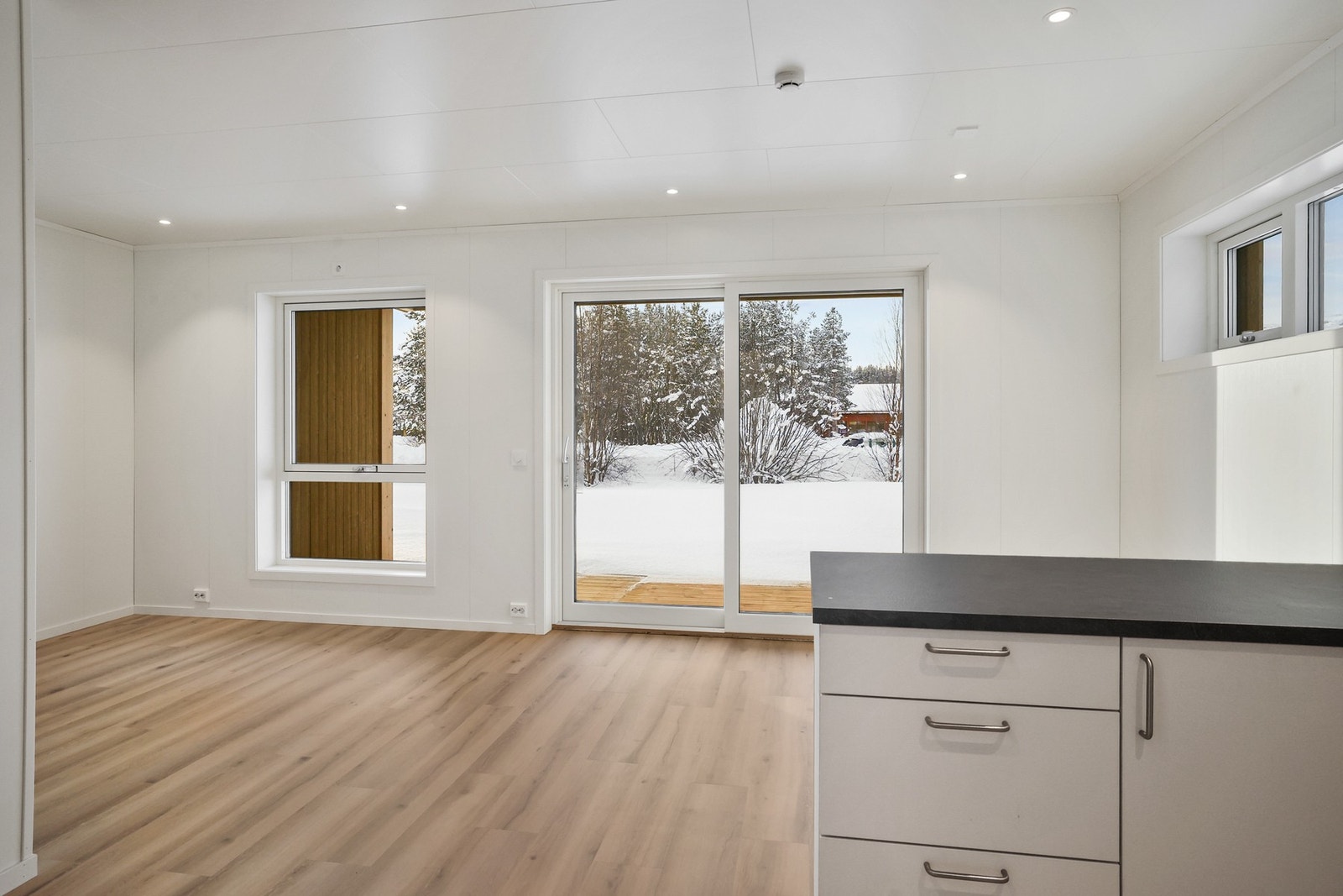 Kjøkken mot stue Galleribilde