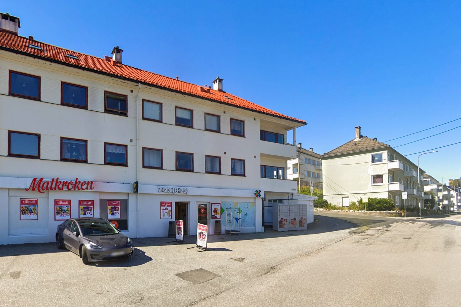 Det er også kun en kort rusletur til Matkroken og andre dagligvarebutikker i området. Galleribilde