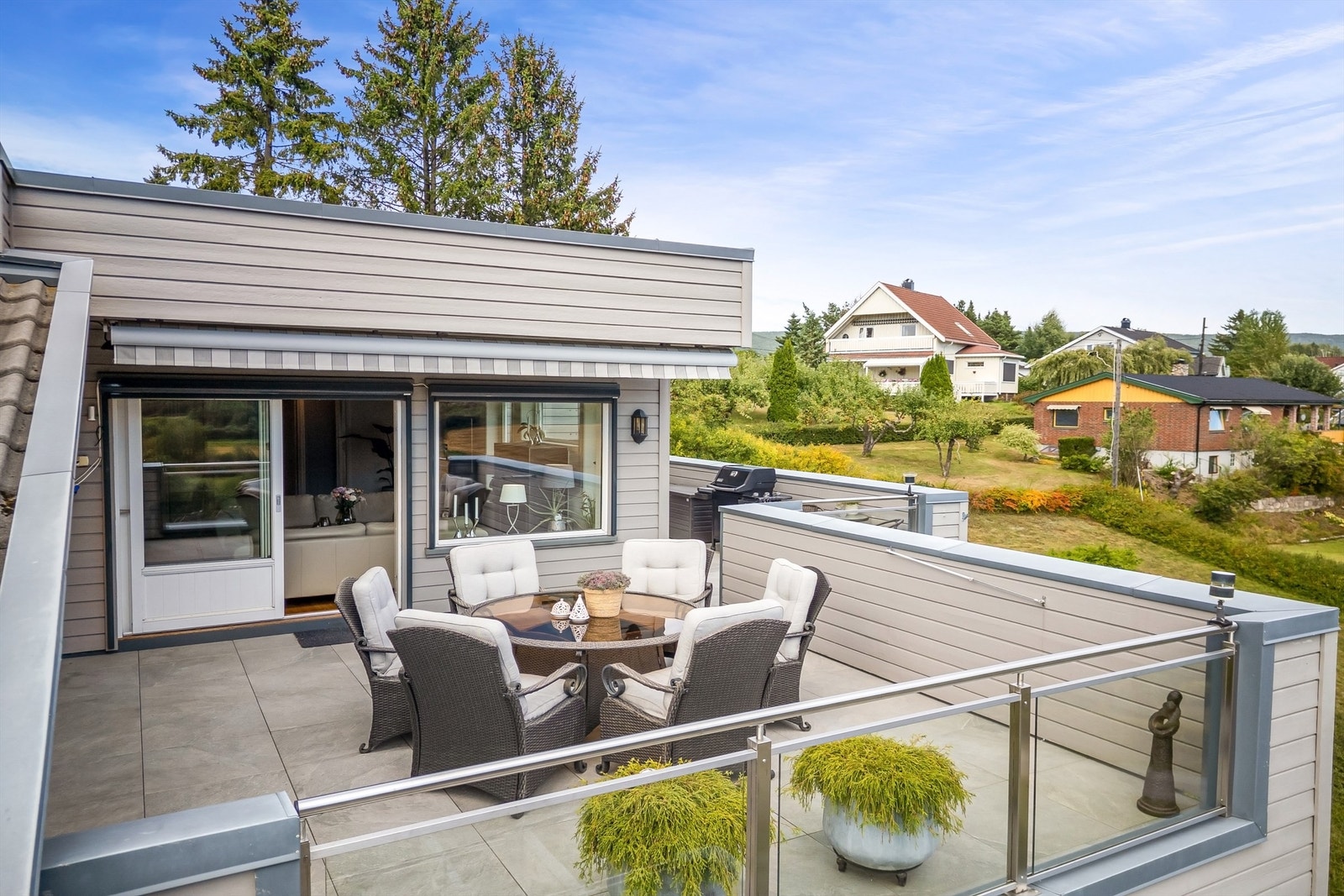 Utbedret terrassedekke i 2017 iflg. selger Galleribilde