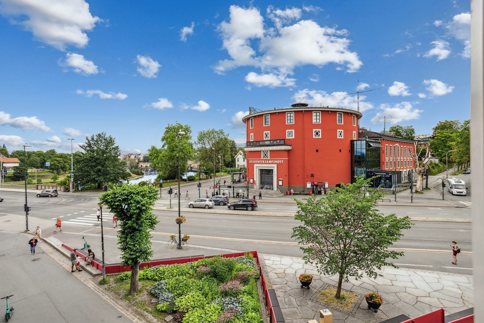 Nærmeste nabo er Studentersamfundet. Galleribilde